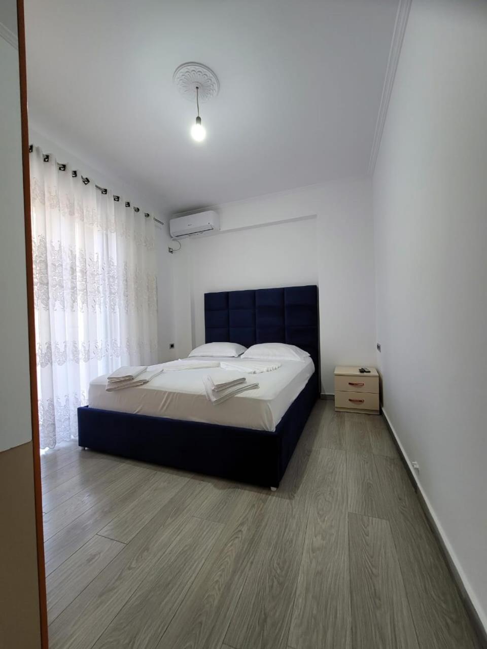 Luxury Room'S By Lika Саранда Экстерьер фото
